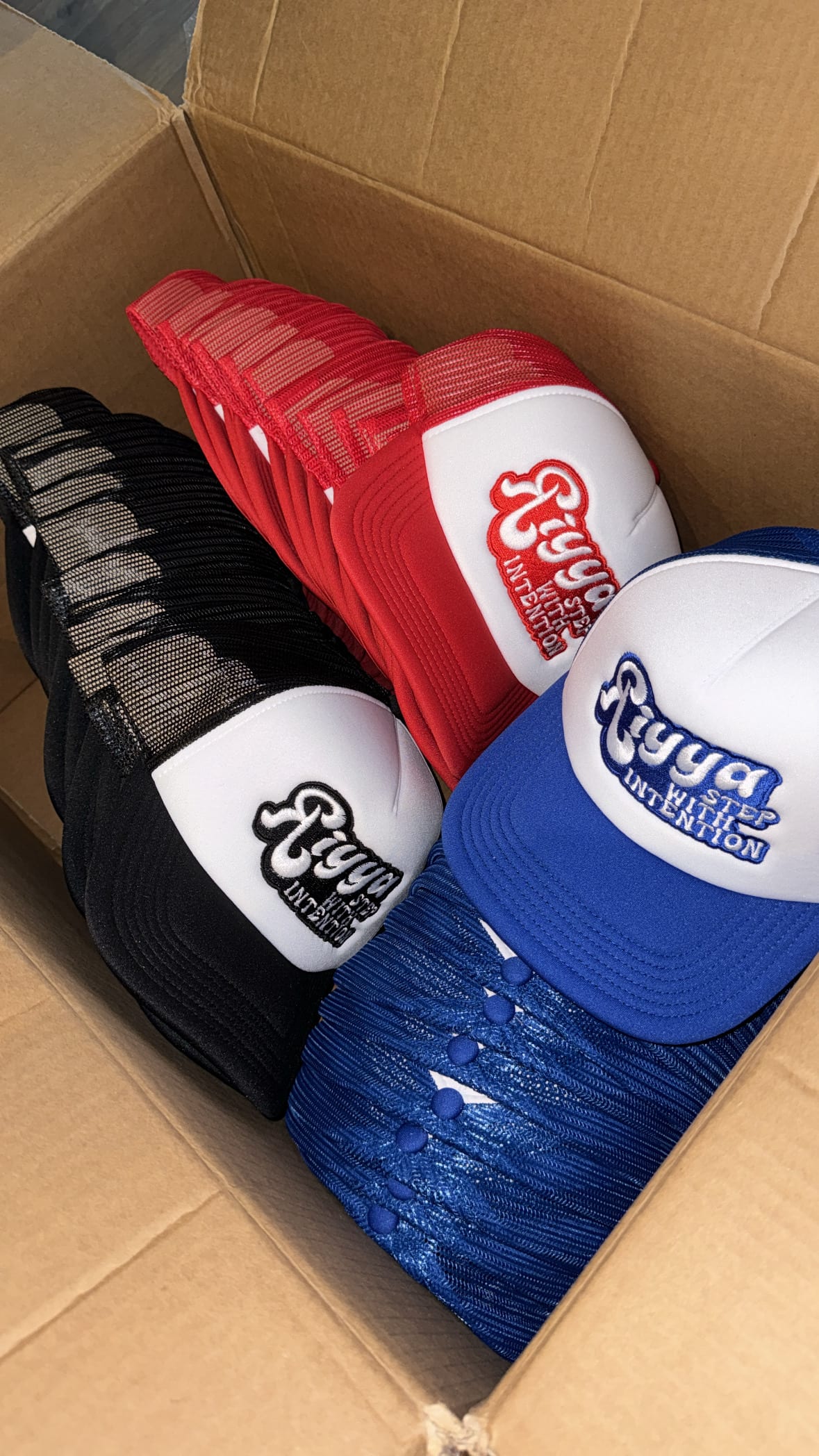 RIYYA FOAM TRUCKER CAPS